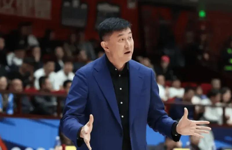 wellbet-广东怎么又只靠外援?三少全场只得到13分,各将定位都不明确!